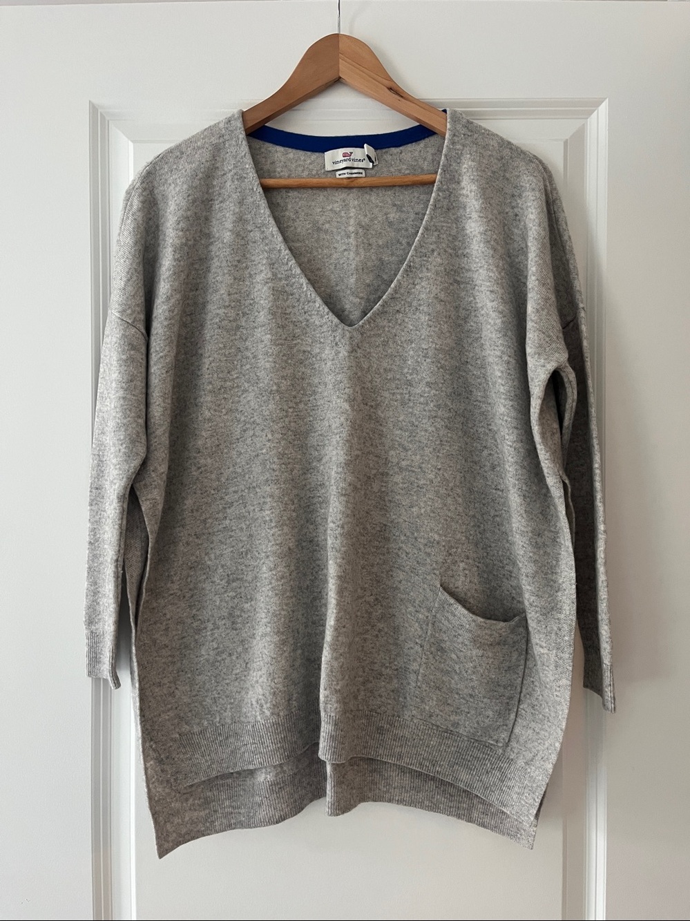 Vineyard Vines V-Neck Wool and Cashmere Pocket Sweater